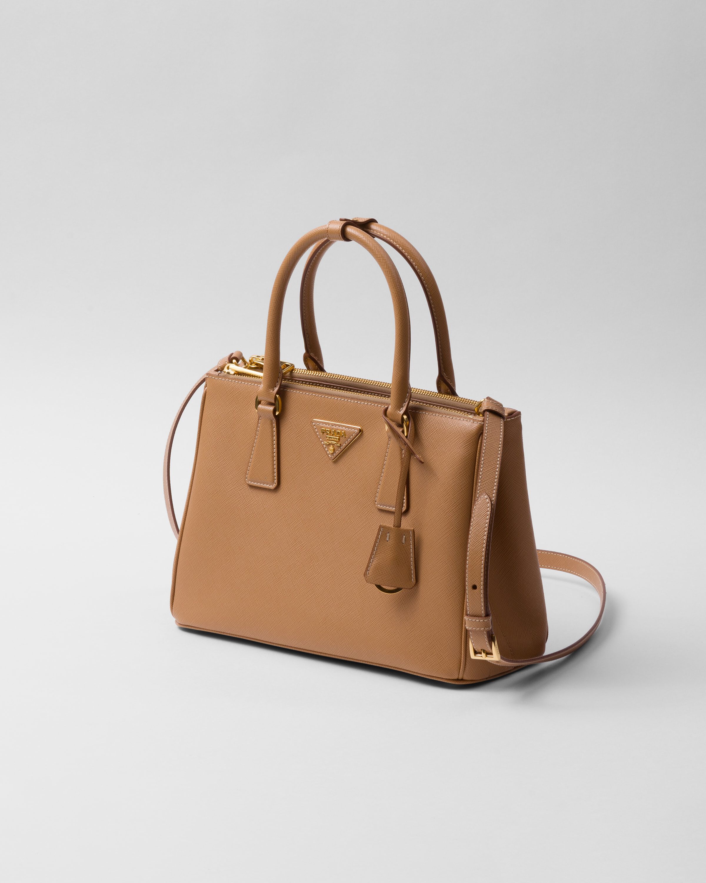 Prada galleria saffiano medium shop