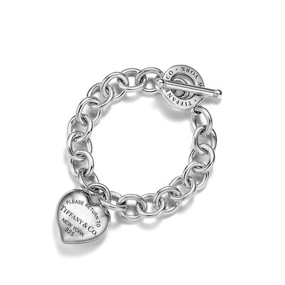 Return to Tiffany™ Full Heart Toggle Bracelet in Sterling Silver - Size Medium