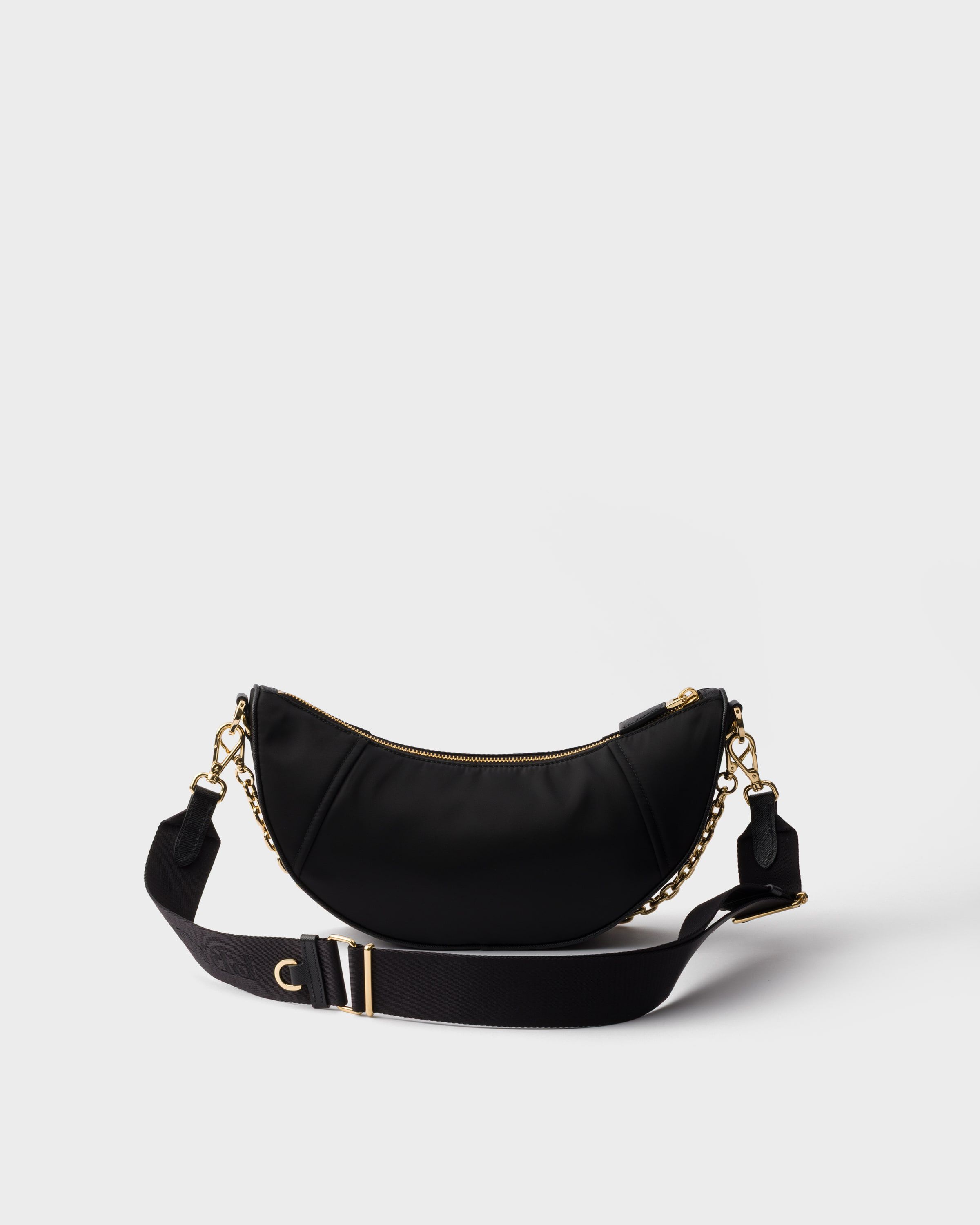 PRADA Demi-lune Re-Nylon ショルダーバッグ 4色 Black Prada Demi-lune Re-Nylon shoulder bag | PRADA