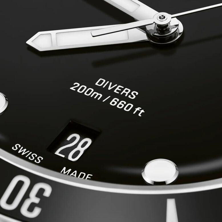 Divers Date 39mm Mens Watch Black Stainless Steel, , hi-res