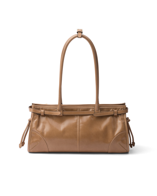Medium leather handbag, , hi-res