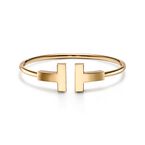 Tiffany T Wide Wire Bracelet in Yellow Gold - Size Large