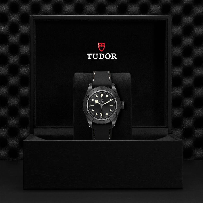 Black Bay Ceramic 41mm Ceramic Case Hybrid Leather And Rubber Strap, , hi-res
