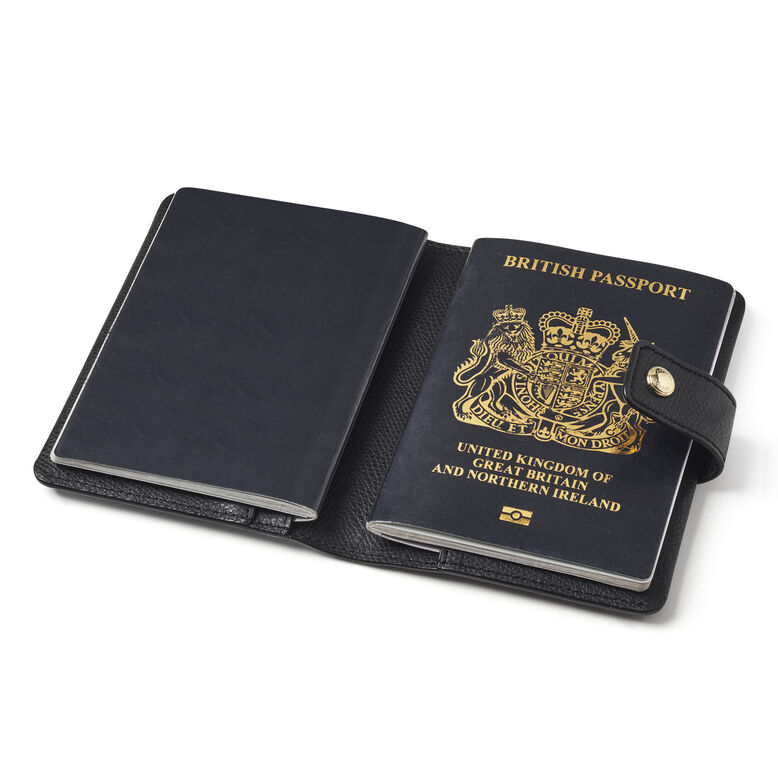Duo Passport Cover Black Soft Saffiano, , hi-res