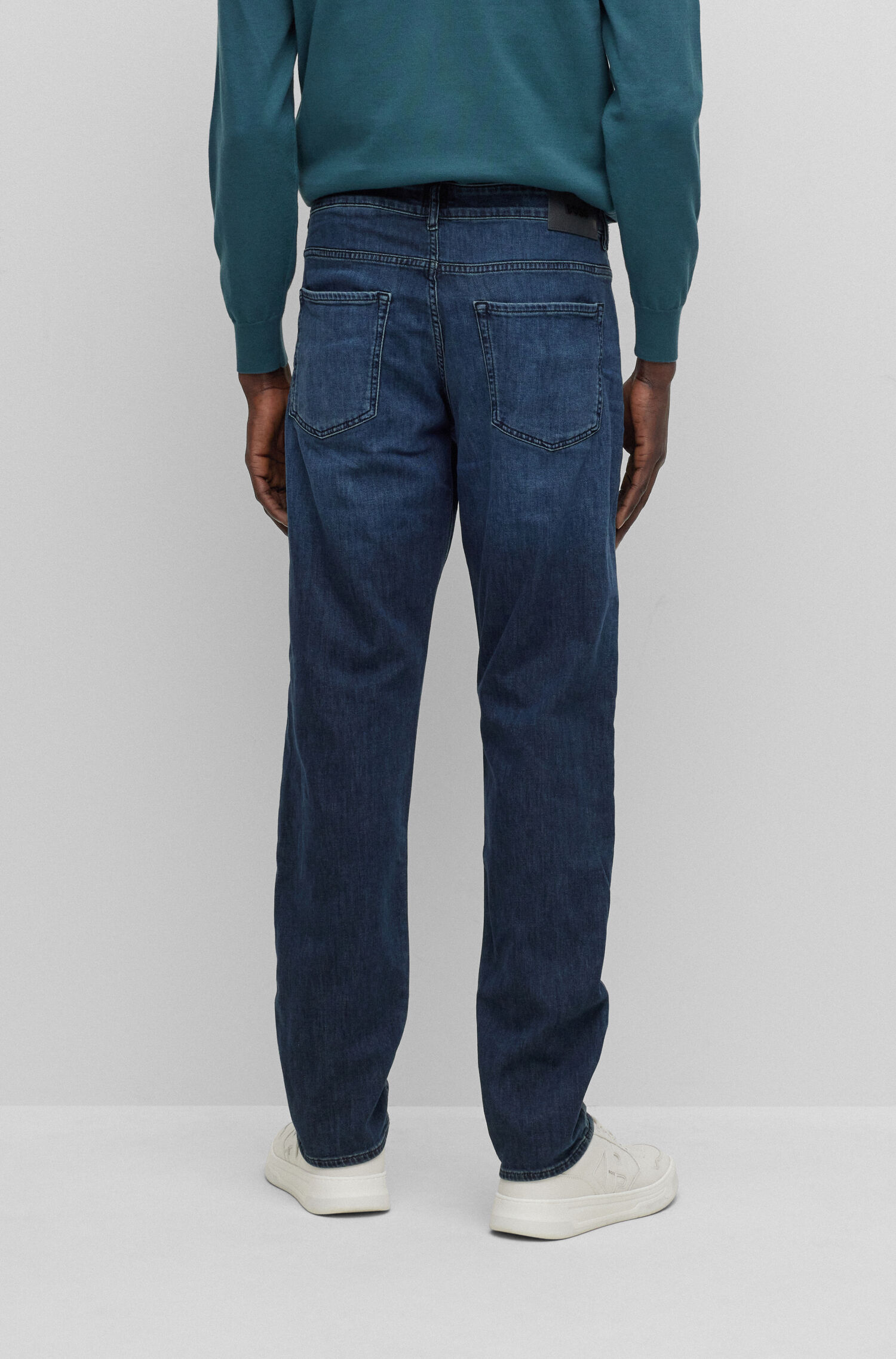 Slim fit jeans in lightweight blue stretch denim