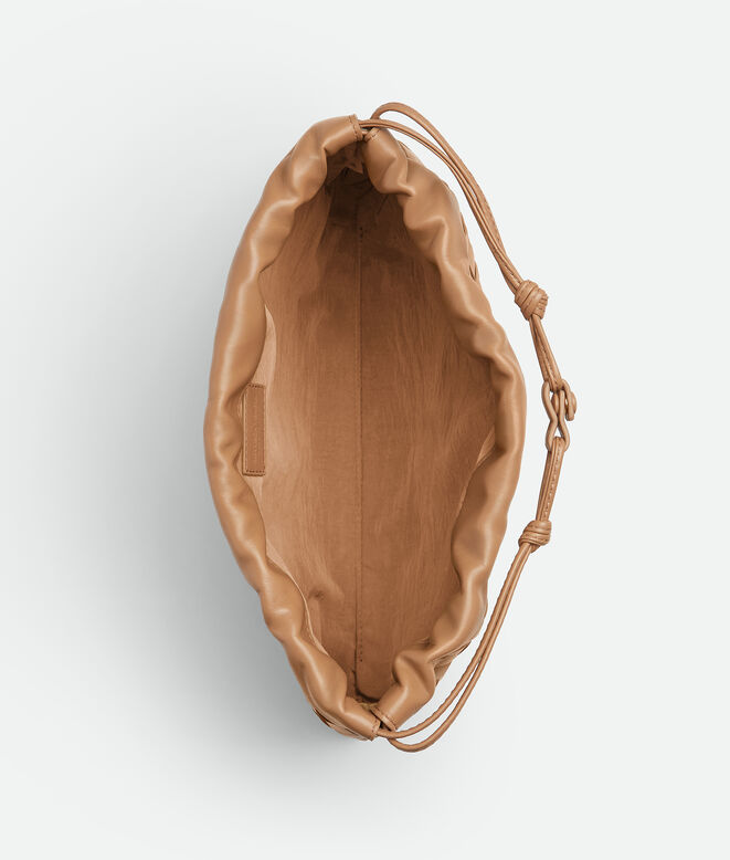 Dustbag in Intrecciato calf leather with drawstring closure and loop attachment for shoulder carry., , hi-res