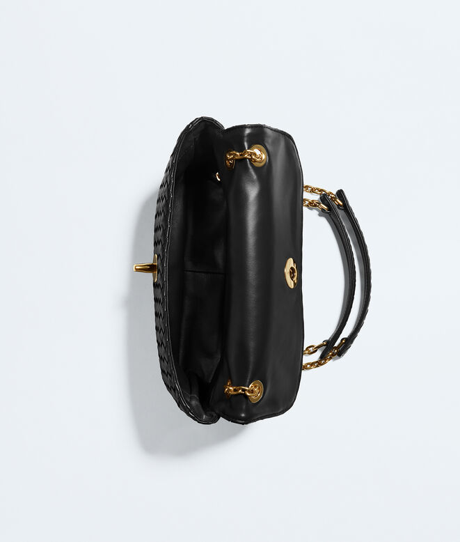 Shoulder bag in Intrecciato leather with malleable memory flap, sculptural knot closure and sliding cross-body chain, featuring a leather shoulder pad., , hi-res