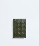 Flap card case in Intrecciato calf leather with contrasted interior., , hi-res