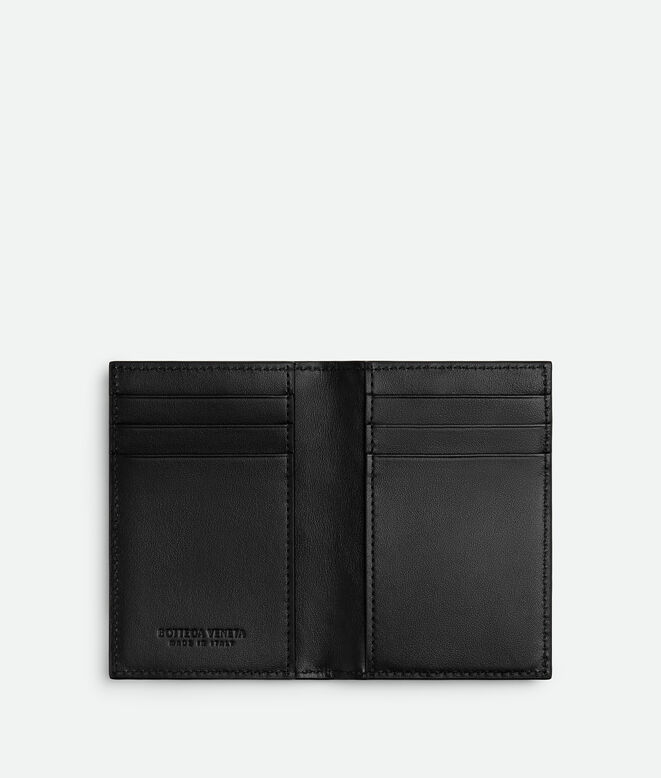 Flap card case in contrasted Intrecciato smooth and grainy calf leather., , hi-res