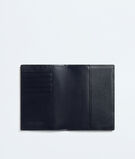 Passport case in colour block Intrecciato calf leather., , hi-res