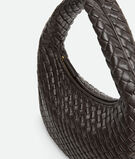 Shoulder bag with seamless Intrecciato craftsmanship in padded, supple leather. , , hi-res