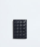 Passport case in colour block Intrecciato calf leather., , hi-res