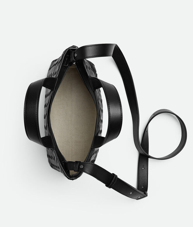 Zipped tote bag in Intrecciato leather with adjustable and detachable cross-body strap., , hi-res