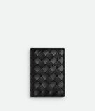 Passport case in contrasted Intrecciato smooth and grainy calf leather., , hi-res