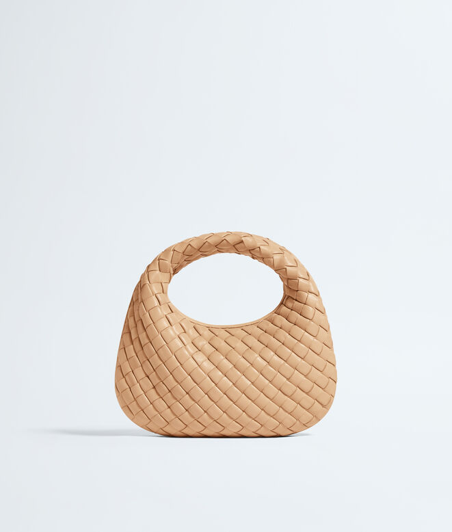 Top handle bag with seamless Intrecciato craftsmanship in padded, supple leather., , hi-res