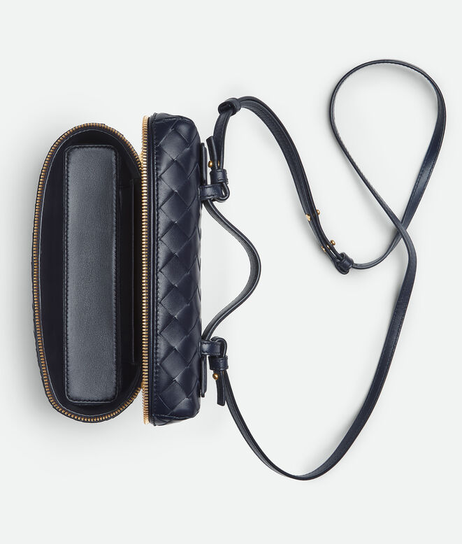 Vanity case in Intrecciato leather with detachable strap., , hi-res