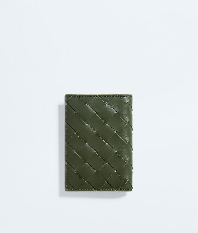 Flap card case in Intrecciato calf leather with contrasted interior., , hi-res
