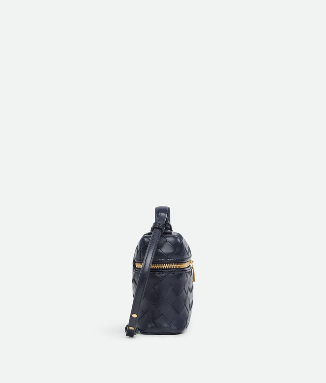 Vanity case in Intrecciato leather with detachable strap., , hi-res