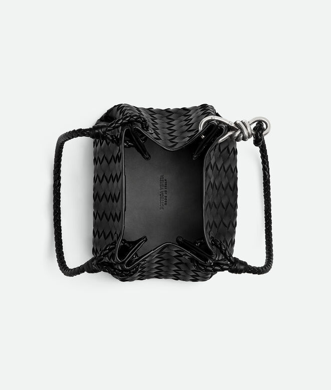 Shoulder bag in supple Intrecciato leather with signature knot detail and detachable cross-body strap., , hi-res