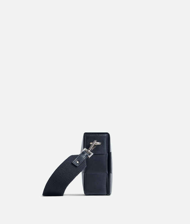 CASSETTE WITH VERSATILE STRAP, , hi-res