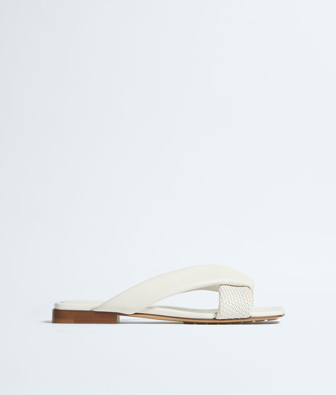 Flat mule sandal in smooth and micro Intrecciato leather with padded tubular straps and twisted design., , hi-res