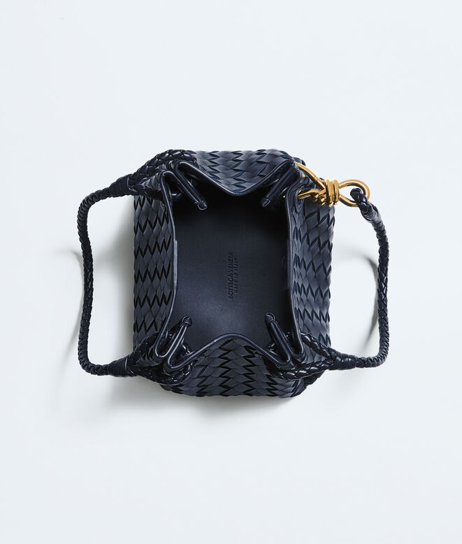 Shoulder bag in supple Intrecciato leather with signature knot detail and detachable cross-body strap. , , hi-res
