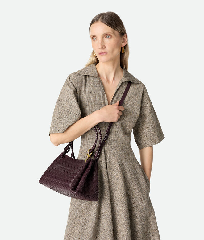 Shoulder bag in supple Intrecciato leather with signature knot detail and detachable cross-body strap., , hi-res