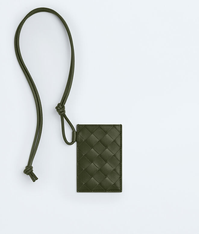 Badge holder in Intrecciato calf leather with contrasted interior., , hi-res