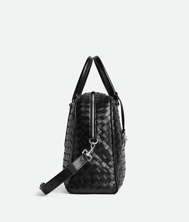 Briefcase with curved silhouette in soft Intrecciato leather with adjustable&nbsp;and detachable&nbsp;strap, featuring a signature knot detail., , hi-res