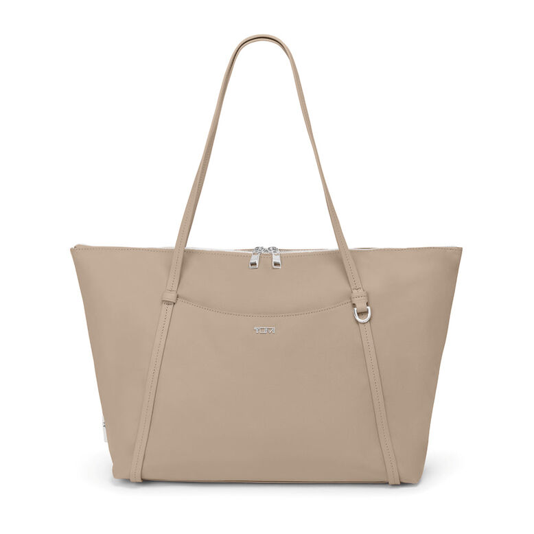 Q Tote Bag - Voyageur Cream, , hi-res