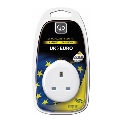 625 UK-EU Adaptor With USB - Adaptors Assorted