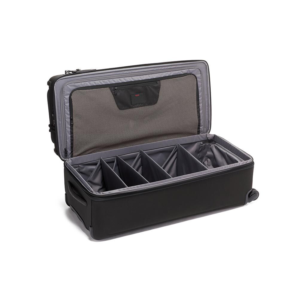 Tall 4 wheeled duffel packing case shop