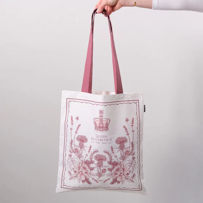 VICTORIA EGGS Queen Elizabeth II Commemorative Canvas Bag, , hi-res