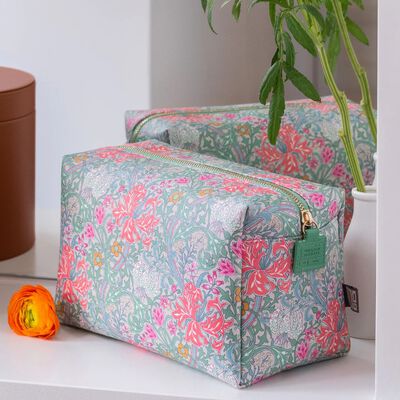 William Morris Home Golden Lily Washbag