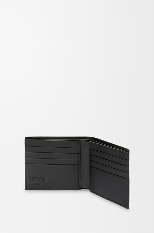 Puzzle bifold wallet in classic calfskin, , hi-res