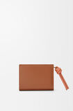 Knot compact wallet in shiny nappa calfskin, , hi-res