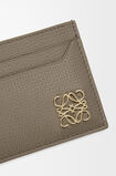 Anagram plain cardholder in pebble grained calfskin, , hi-res