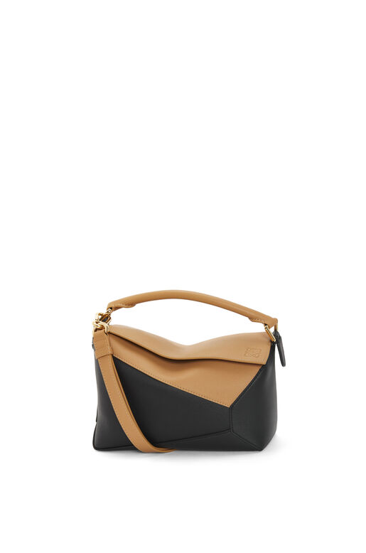 Small Puzzle bag in classic calfskin, , hi-res