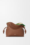 Medium layered Flamenco clutch in nappa calfskin, , hi-res
