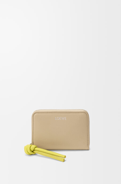 Zipped coin purse in shiny nappa calfskin, , hi-res