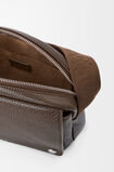 Medium Pebble messenger bag in supple grained calfskin, , hi-res