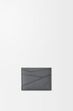 Puzzle Edge plain cardholder in supple grained calfskin, , hi-res
