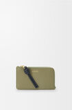 Knot coin cardholder in shiny nappa calfskin, , hi-res