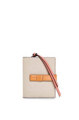 Compact zip wallet in soft grained calfskin