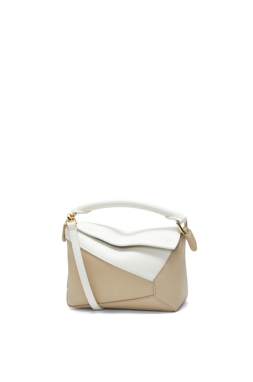Mini Puzzle bag in classic calfskin, , hi-res
