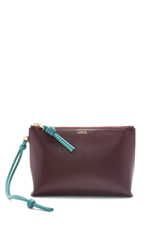 Knot T pouch in shiny nappa calfskin, , hi-res