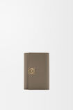 Anagram small vertical wallet in pebble grained calfskin, , hi-res