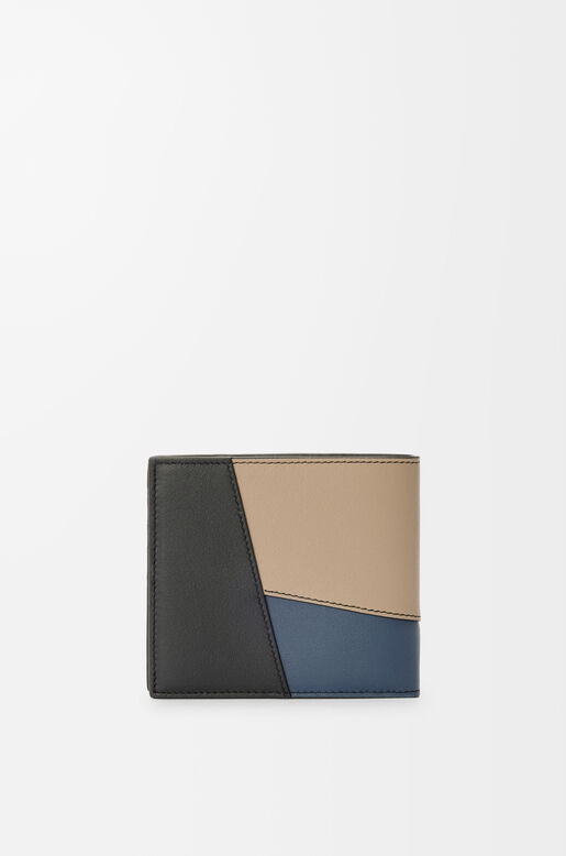 Puzzle bifold wallet in classic calfskin, , hi-res