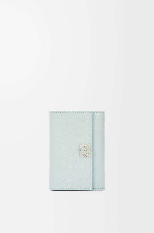 Anagram small vertical wallet in pebble grained calfskin, , hi-res