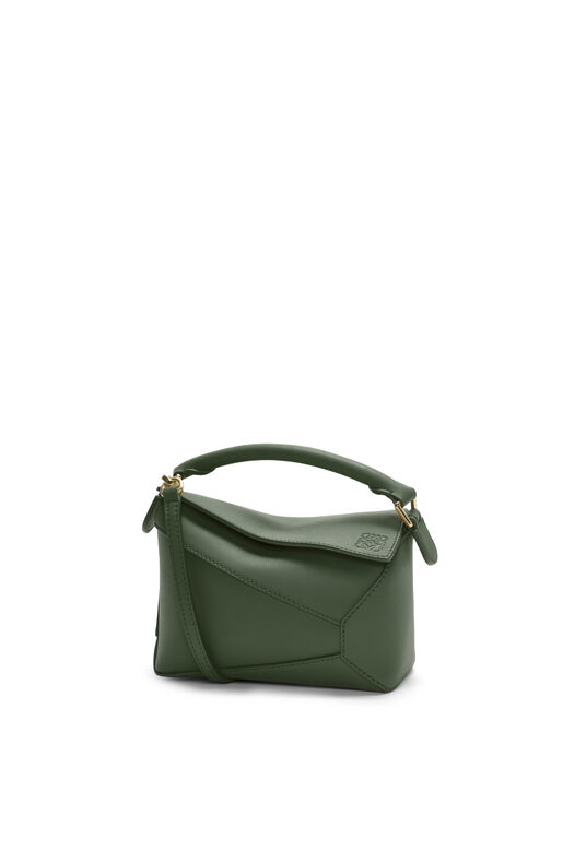 Mini Puzzle bag in classic calfskin, , hi-res